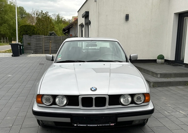 BMW Seria 5 cena 19700 przebieg: 223447, rok produkcji 1993 z Syców małe 326